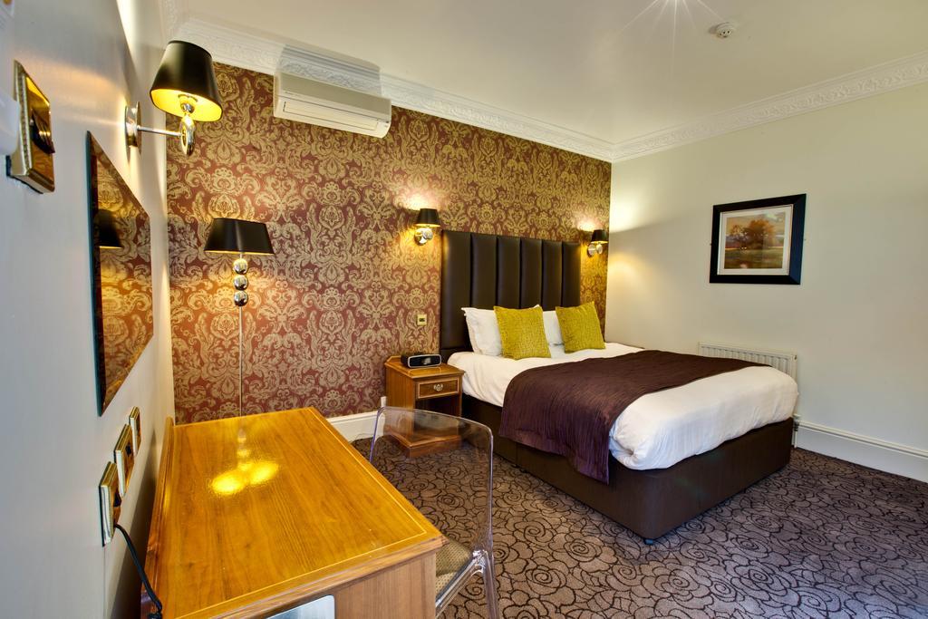 Pontlands Park Hotel Chelmsford Exterior foto