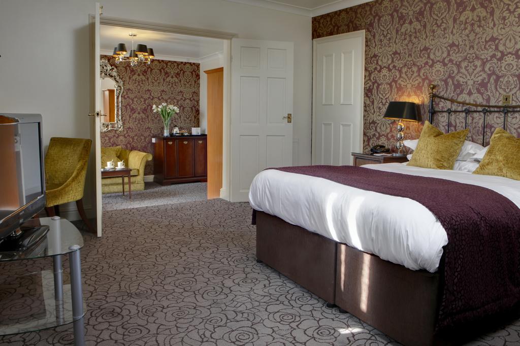Pontlands Park Hotel Chelmsford Exterior foto